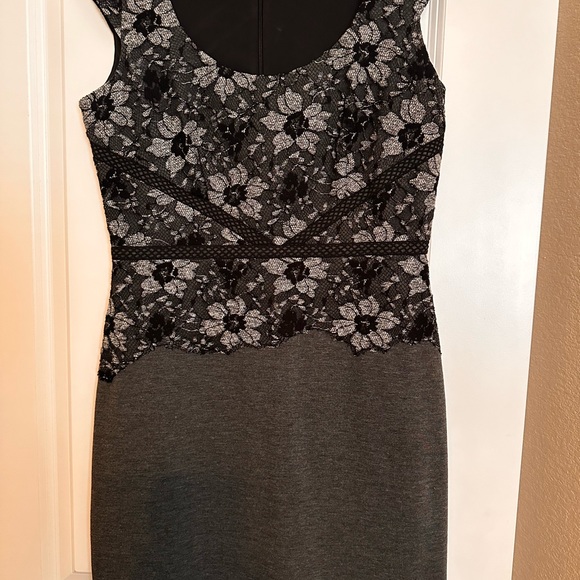 Ann Taylor black dress with lace top size 6 - Picture 1 of 3